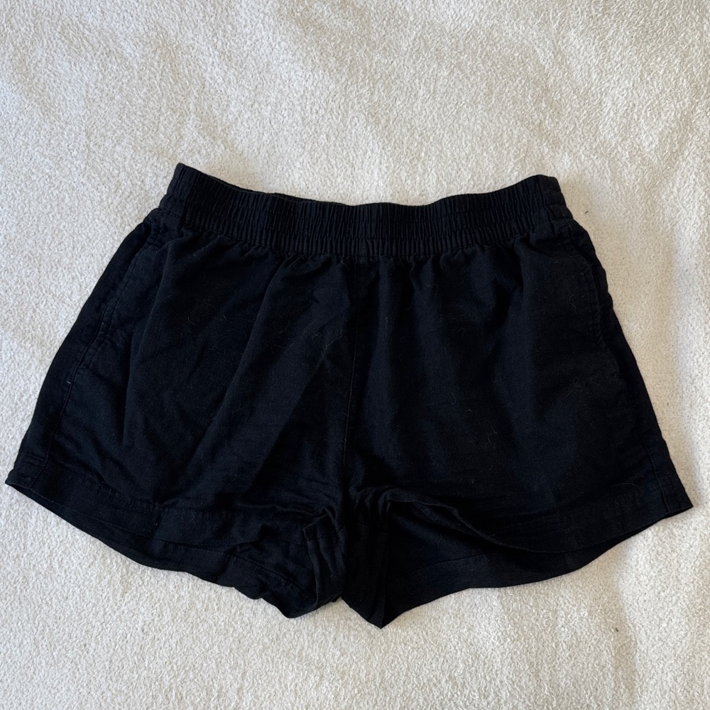Old Navy Black Women's Shorts with Pockets - M